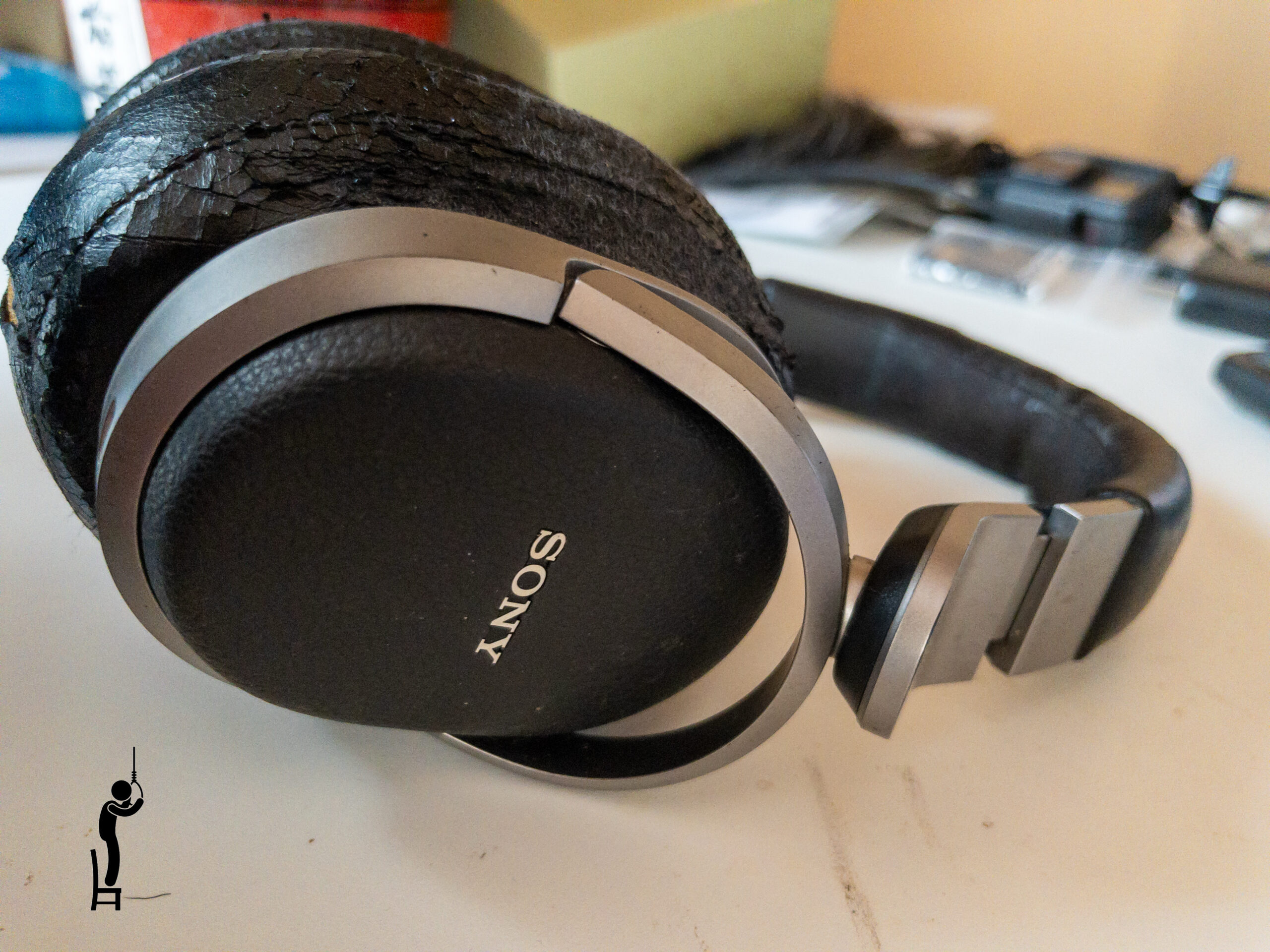 ソニー サラウンドヘッドホン MDR-HW700DS 慣れれ