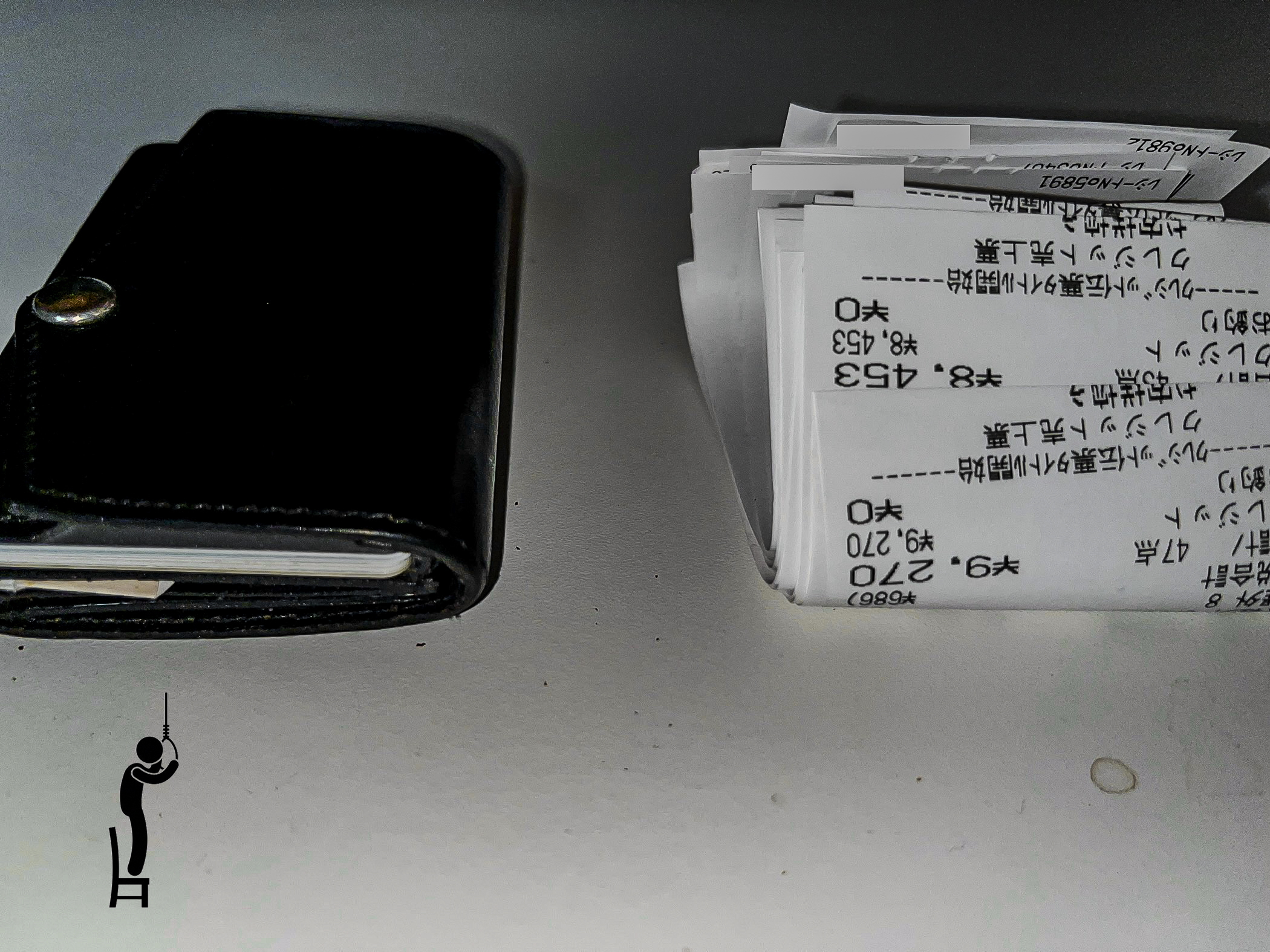 溜め込んだレシートを小さい財布から断捨離【2025年5月】 溜め込んだレシートを小さい財布から断捨離【2025年5月】