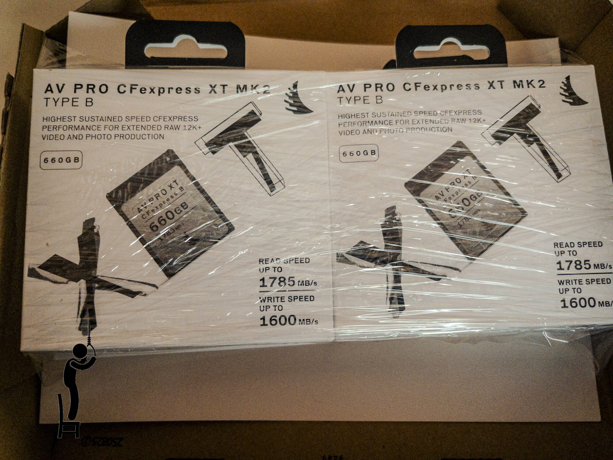 在庫処分セールのCFexpress Type Bカードを破格の安さで買いました