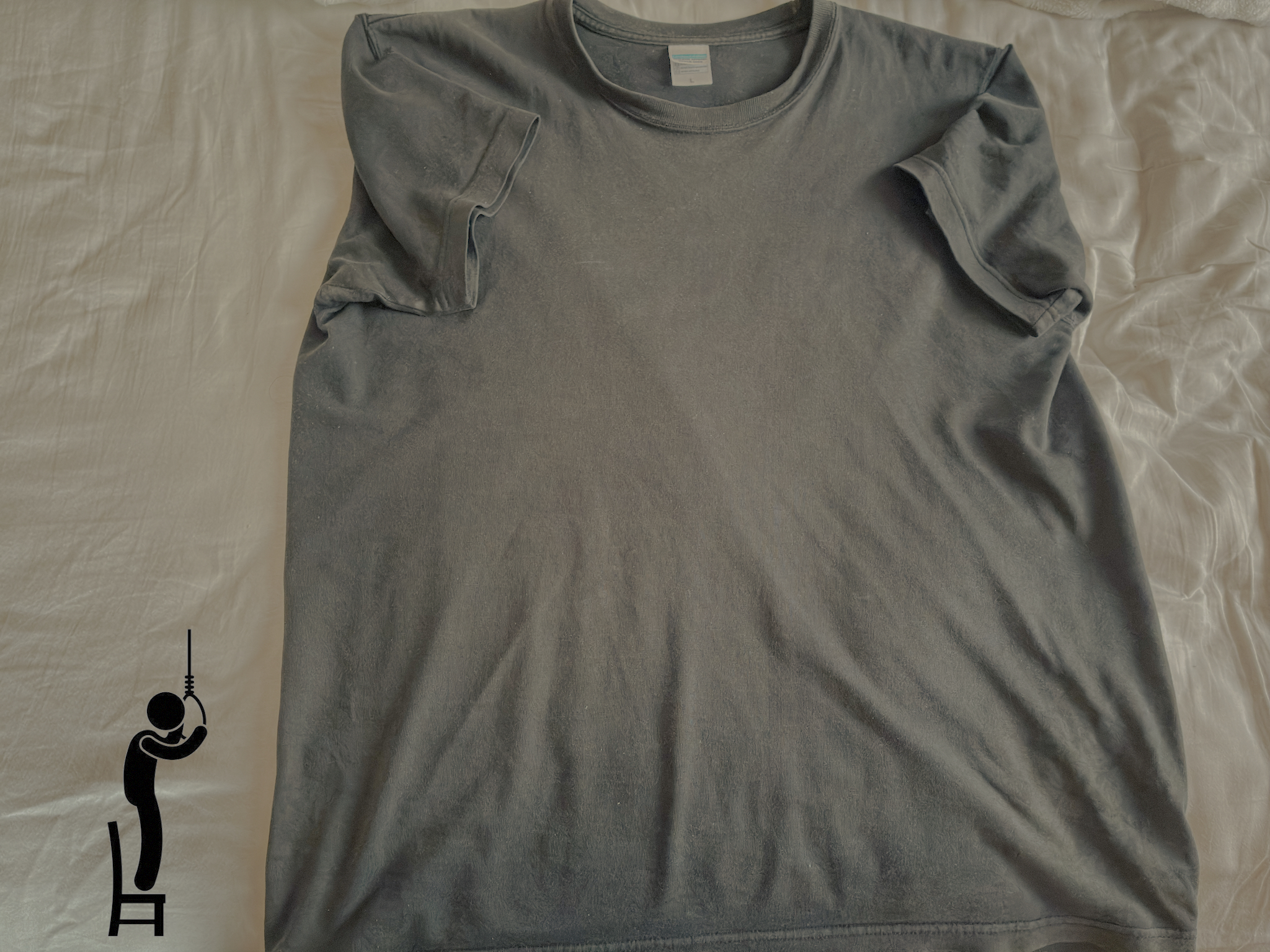着古して色落ちした黒Tシャツを断捨離しました​